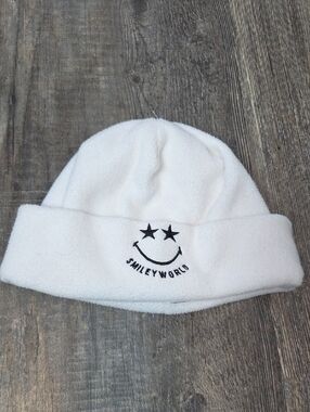 SmileyWorld White Fleece Beanie with Embroidered Star Smile